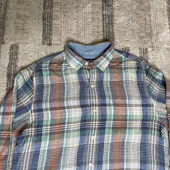 Tommy Bahama Mens LARGE Plaid Long Sleeve 100% Linen Button Down Shirt - Picture 3 of 11